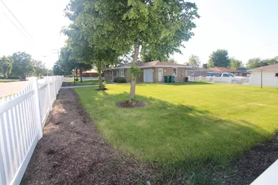 1200 Hosmer Street, Joliet, IL 60435 - Photo 3