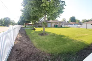 1200 Hosmer St, Joliet, IL 60435 - Photo 3