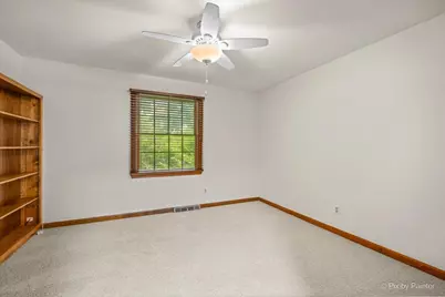 2318 Sudbury Lane, Geneva, IL 60134 - Photo 19