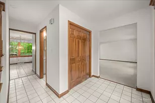 2318 Sudbury Ln, Geneva, IL 60134 - Photo 3