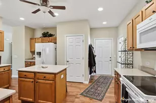 1004 Monroe Ave, McHenry, IL 60050 - Photo 15