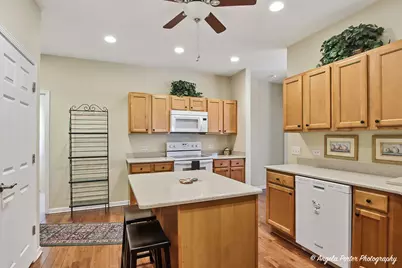 1004 Monroe Avenue, McHenry, IL 60050 - Photo 13