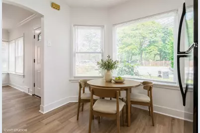 5809 N Rogers Avenue, Chicago, IL 60646 - Photo 9