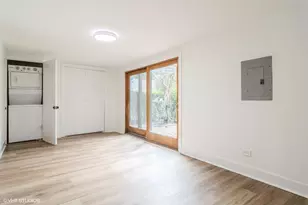 5809 N Rogers Ave, Chicago, IL 60646 - Photo 15