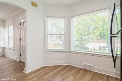 5809 N Rogers Avenue, Chicago, IL 60646 - Photo 7