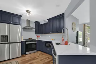 373 Lakewood Blvd, Park Forest, IL 60466 - Photo 5