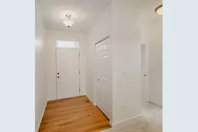21422 Mays Lake Drive, Crest Hill, IL 60403 - Photo 5