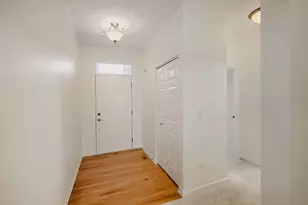 21422 Mays Lake Dr, Crest Hill, IL 60403 - Photo 5