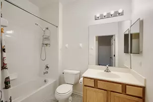 21422 Mays Lake Dr, Crest Hill, IL 60403 - Photo 21