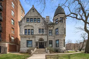 4545 S Drexel Blvd, Chicago, IL 60653 - Photo 1