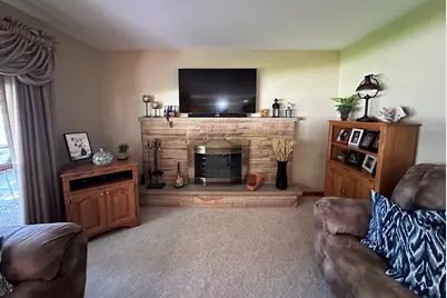802 Glenwood Drive, Morrison, IL 61270 - Photo 3