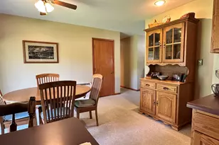 802 Glenwood Dr, Morrison, IL 61270 - Photo 7