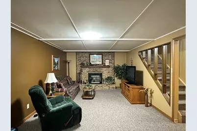 802 Glenwood Drive, Morrison, IL 61270 - Photo 17