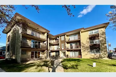 5849 S Francisco Avenue #2A, Chicago, IL 60629 - Photo 1