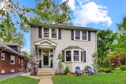 602 Vine Avenue, Highland Park, IL 60035 - Photo 1