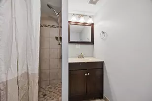 4612 Grove Ave, Forest View, IL 60402 - Photo 17
