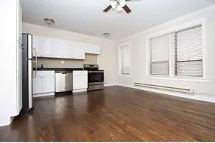 3345 N Marshfield Ave, Chicago, IL 60657 - Photo 5