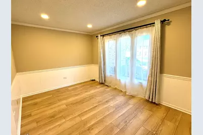 1398 E Gartner Road, Naperville, IL 60540 - Photo 5