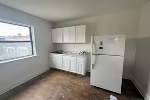 7351 N Damen Ave, Chicago, IL 60645 - Photo 17