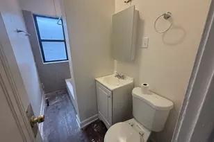 7351 N Damen Ave, Chicago, IL 60645 - Photo 19