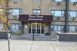 7854 S South Shore Dr, Chicago, IL 60649 - Photo 1