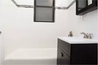3345 N Marshfield Avenue #309, Chicago, IL 60657 - Photo 7
