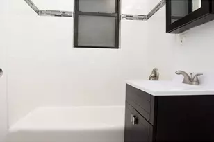3345 N Marshfield Ave, Chicago, IL 60657 - Photo 7