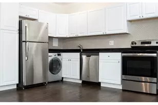 3345 N Marshfield Ave, Chicago, IL 60657 - Photo 3