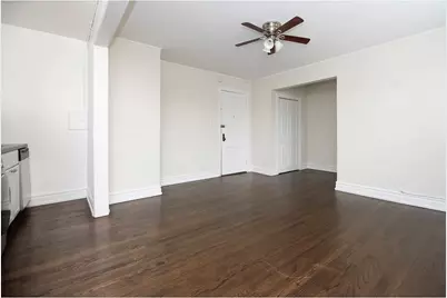 3345 N Marshfield Avenue #406, Chicago, IL 60657 - Photo 7