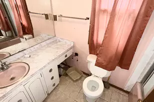 155 S Ottawa St, Joliet, IL 60436 - Photo 5