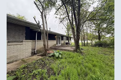 155 S Ottawa Street, Joliet, IL 60436 - Photo 15