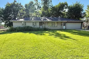 155 S Ottawa St, Joliet, IL 60436 - Photo 1