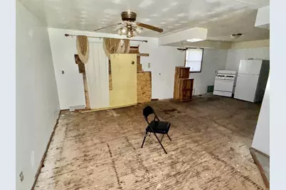 155 S Ottawa Street, Joliet, IL 60436 - Photo 9