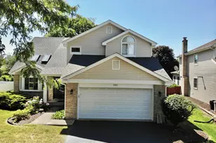 1582 Hinterlong Ln, Naperville, IL 60563 - Photo 1