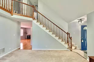 1582 Hinterlong Ln, Naperville, IL 60563 - Photo 5
