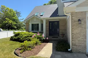 1582 Hinterlong Ln, Naperville, IL 60563 - Photo 3