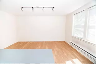 511 W Belmont Ave, Chicago, IL 60657 - Photo 7