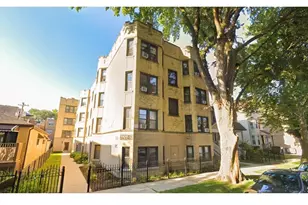 1911 W Larchmont Ave, Chicago, IL 60613 - Photo 1
