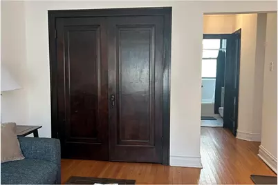 1911 W Larchmont Avenue #1B, Chicago, IL 60613 - Photo 5