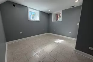 600 N Pine Ave, Chicago, IL 60644 - Photo 17