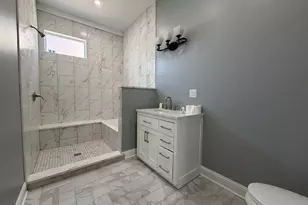 600 N Pine Ave, Chicago, IL 60644 - Photo 11
