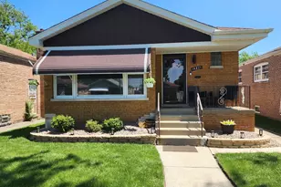 13821 S Tracy Ave, Riverdale, IL 60827 - Photo 1