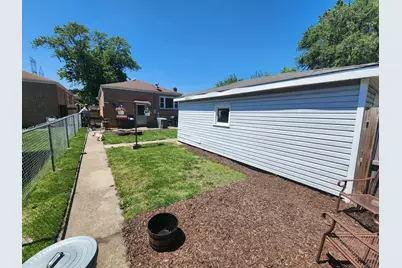 13821 S Tracy Avenue, Riverdale, IL 60827 - Photo 19