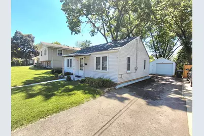 415 S Van Buren Street, Batavia, IL 60510 - Photo 3