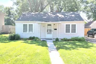 415 S Van Buren St, Batavia, IL 60510 - Photo 1