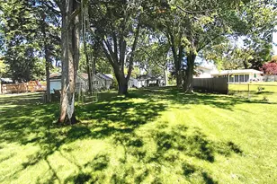 415 S Van Buren St, Batavia, IL 60510 - Photo 7