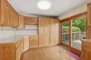 15333 Yorkshire Ln, Orland Park, IL 60462 - Photo 11