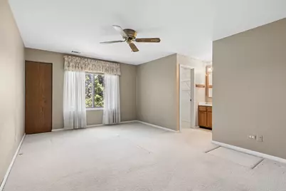 7510 Farmingdale Drive #304, Darien, IL 60561 - Photo 11