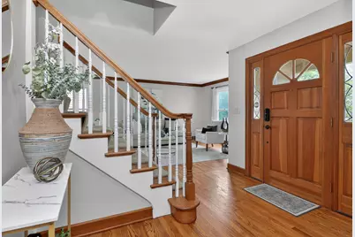 154 N Buckingham Drive, Sugar Grove, IL 60554 - Photo 3
