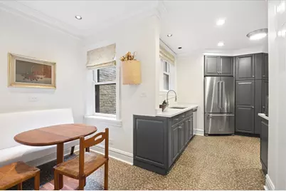 507 W Briar Place #2, Chicago, IL 60657 - Photo 5